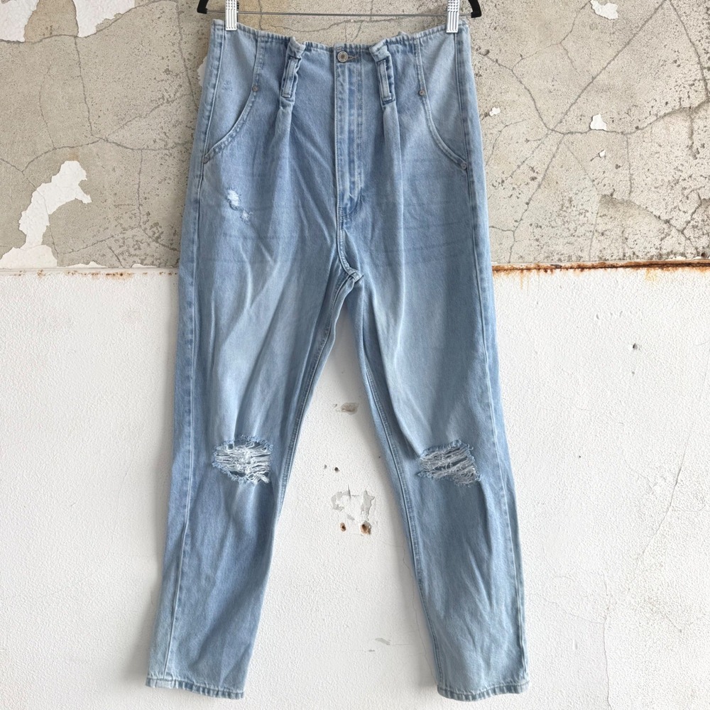 KanCan Denim High Rise Distressted Mom Jeans Light Wash Tencel Womens 28